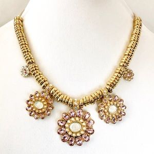 Betsey Johnson ‘Tickled Pink’ Flower Necklace NWT!